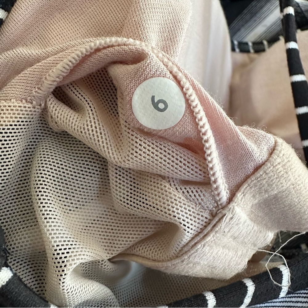 Lululemon Power Y Tank *Luon in Capilano Stripe 6 - Picture 5 of 5